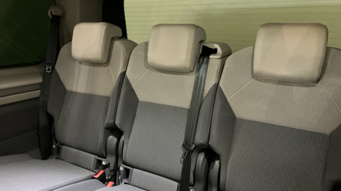 Volkswagen Multivan 2.0 TDI Life 5dr DSG Diesel Estate - Image 16